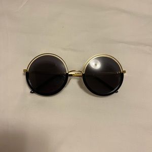 Round sunglasses
